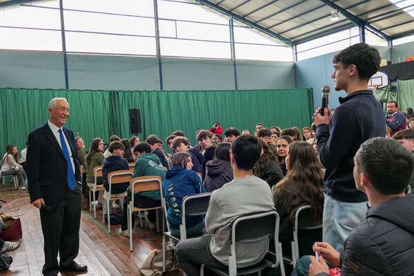 Conversa com os alunos das escolas secundárias Adolfo Portela e Marques de Castilho, Águeda. 